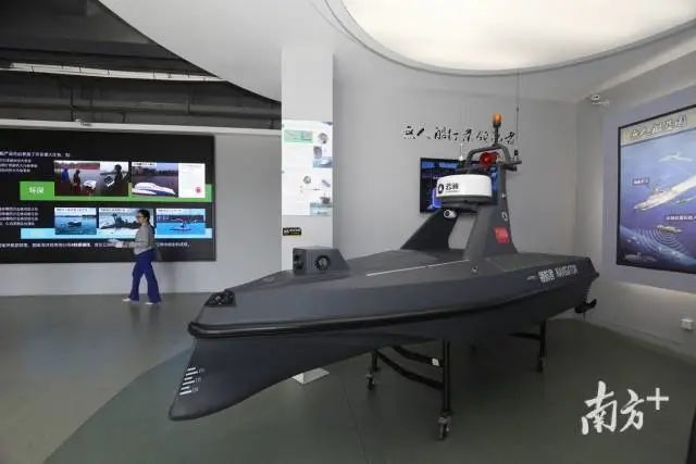 У麣40ء